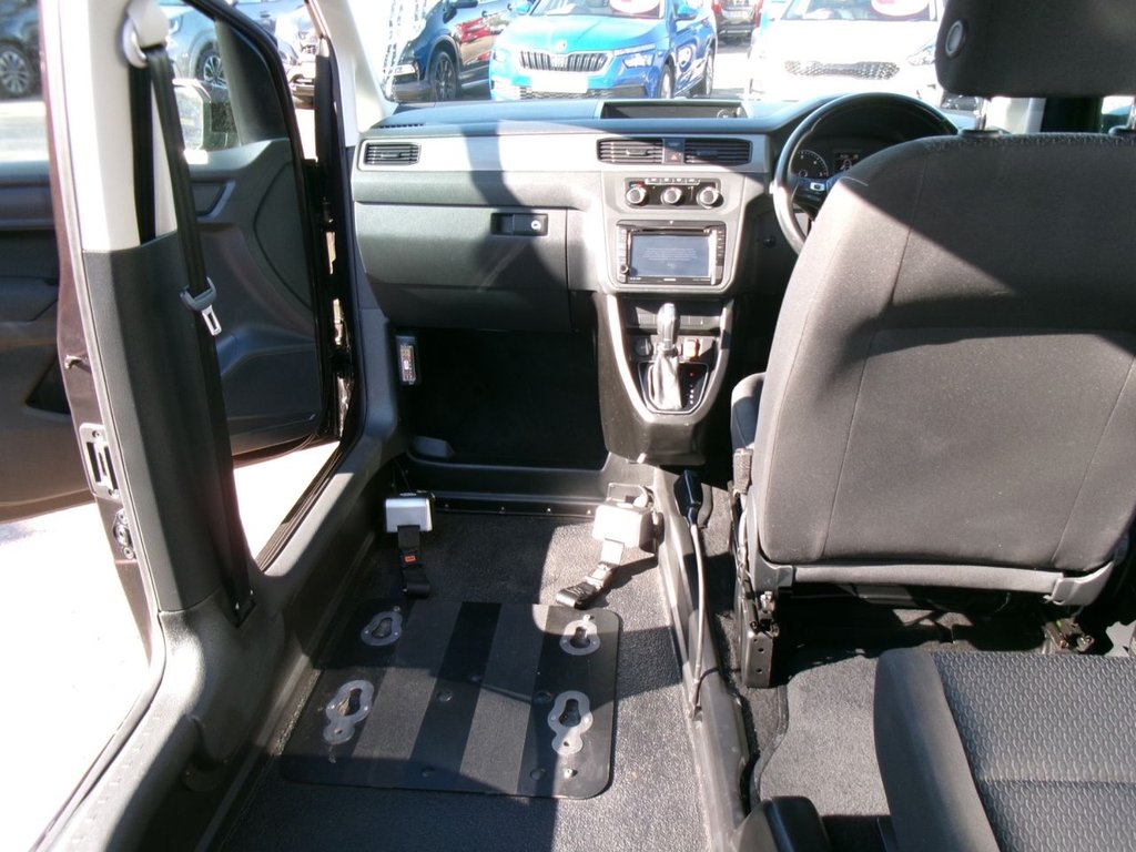 Used Volkswagen Caddy Life 2017 for sale - 78153786: Photo 8