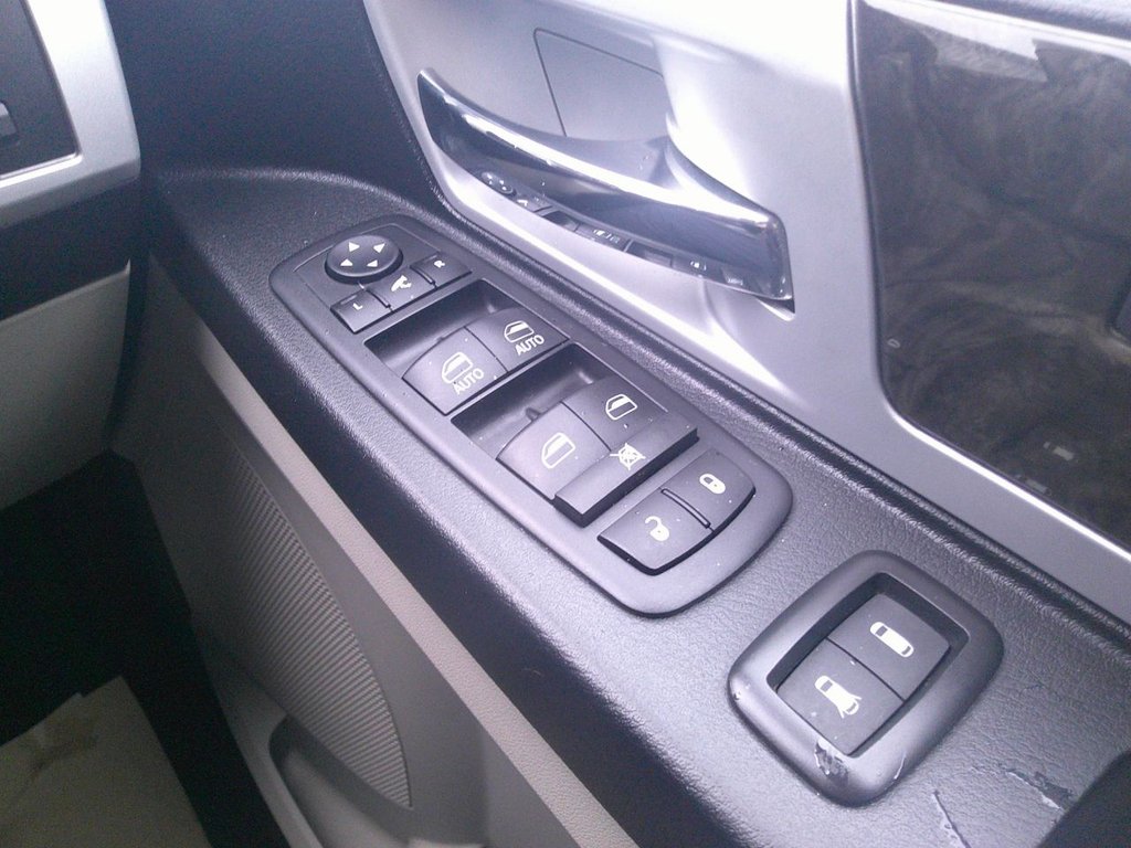 Used Chrysler Grand Voyager 2013 for sale - 77463708: Photo 15