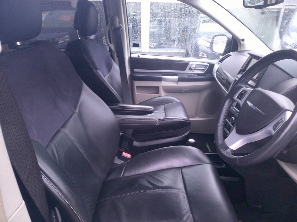 Used Chrysler Grand Voyager 2013 for sale - 77463708: Photo 7