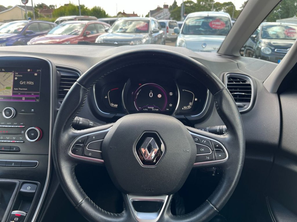 Used Renault Grand Scenic 2017 for sale - 76647195: Photo 12