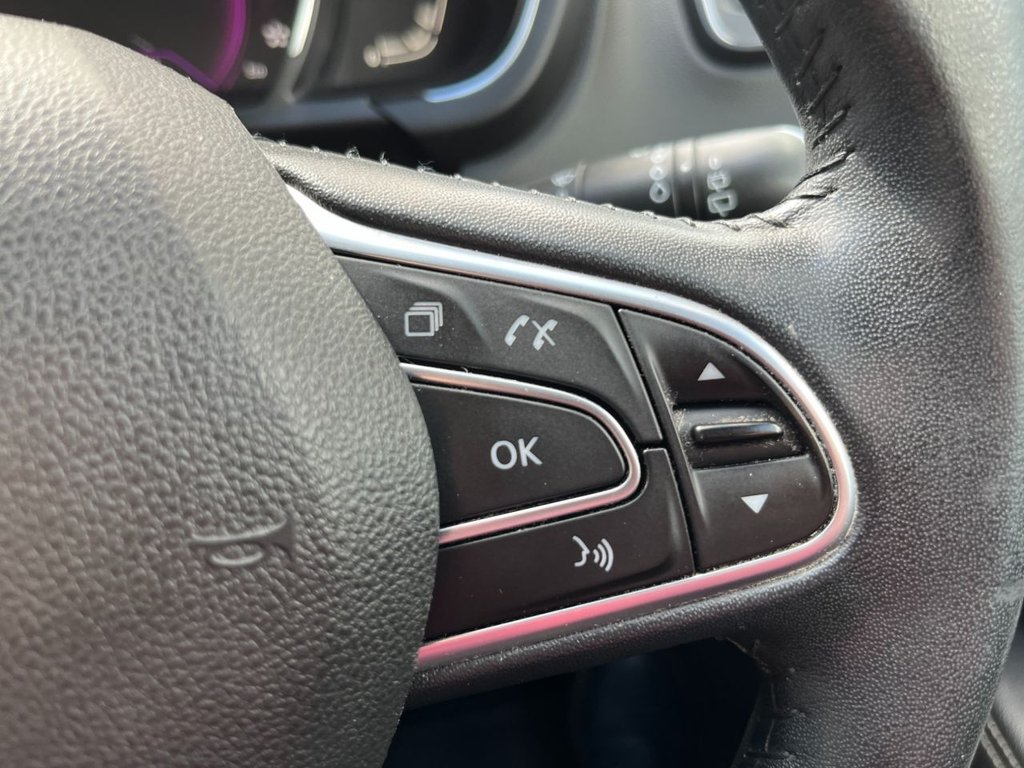 Used Renault Grand Scenic 2017 for sale - 76647195: Photo 13