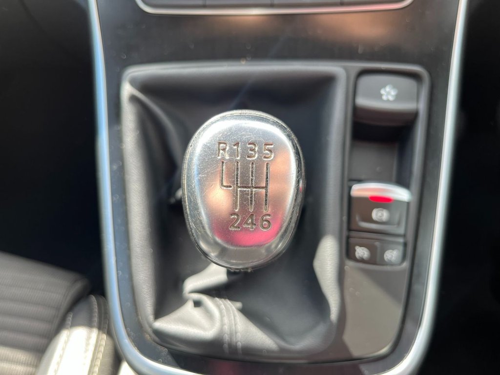 Used Renault Grand Scenic 2017 for sale - 76647195: Photo 16