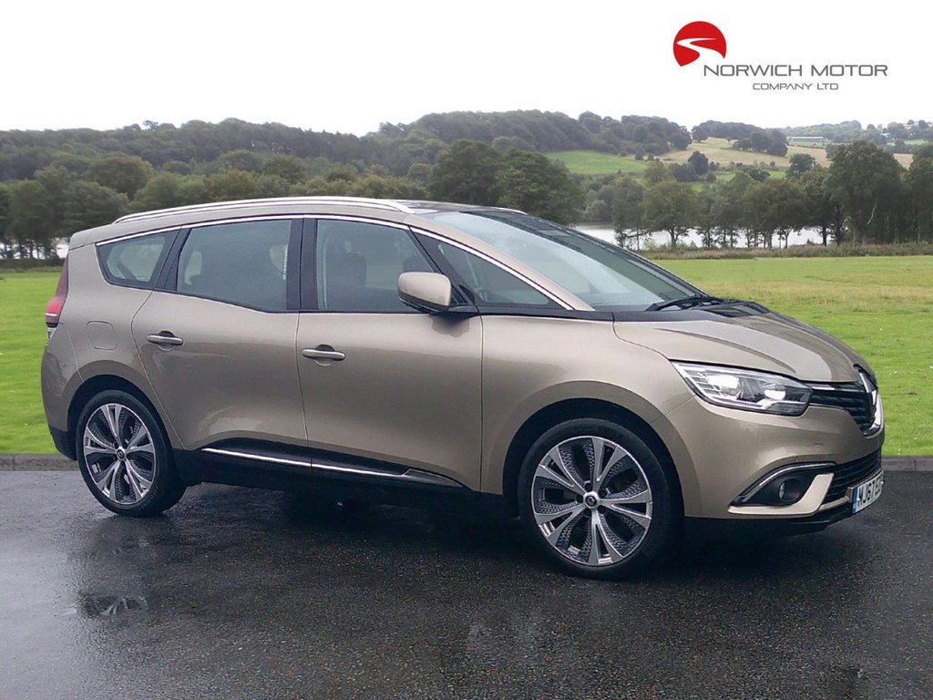 Used Renault Grand Scenic 2017 for sale - 76647195: Photo 4