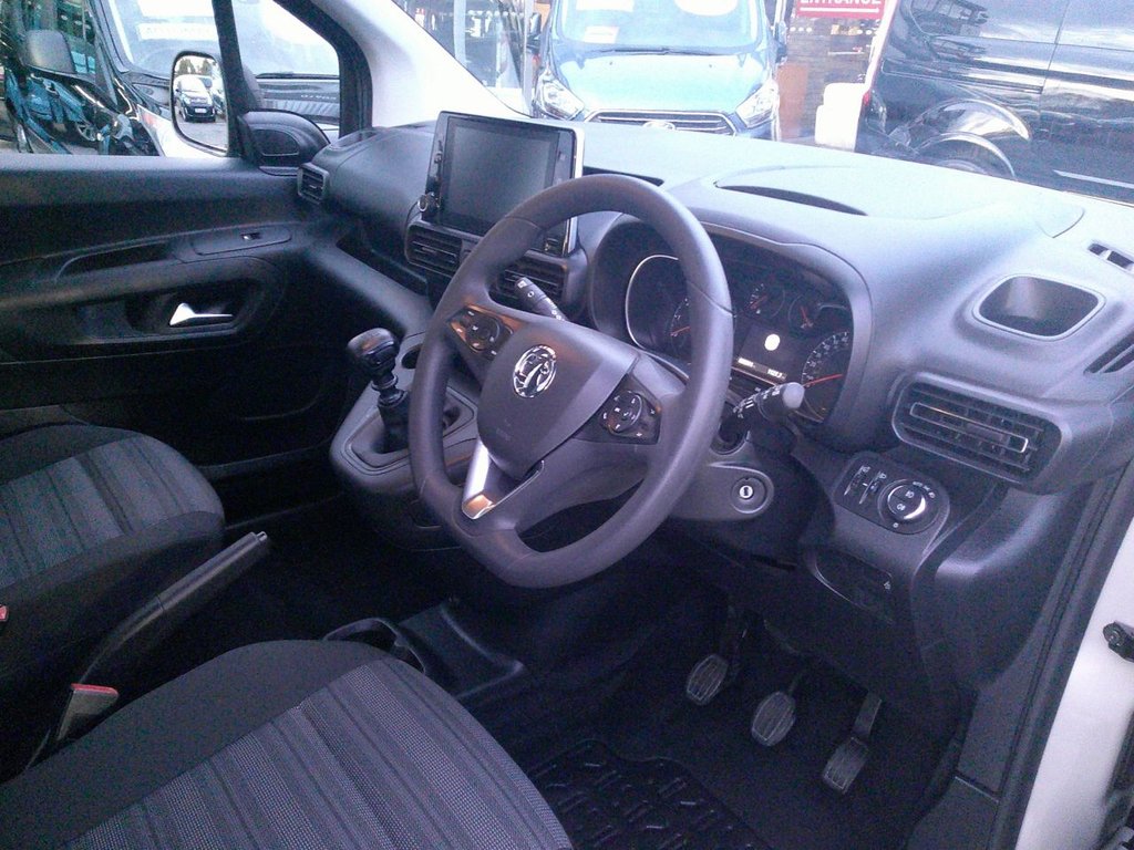 Used Vauxhall Combo Life 2021 for sale - 76647221: Photo 9