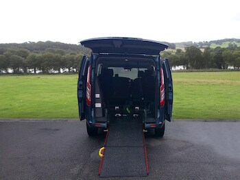 Used Ford Tourneo Custom 2020 for sale - 76647203: Photo