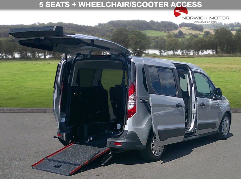 Used Ford Grand Tourneo Connect 2018 for sale - 76647201: Photo 1