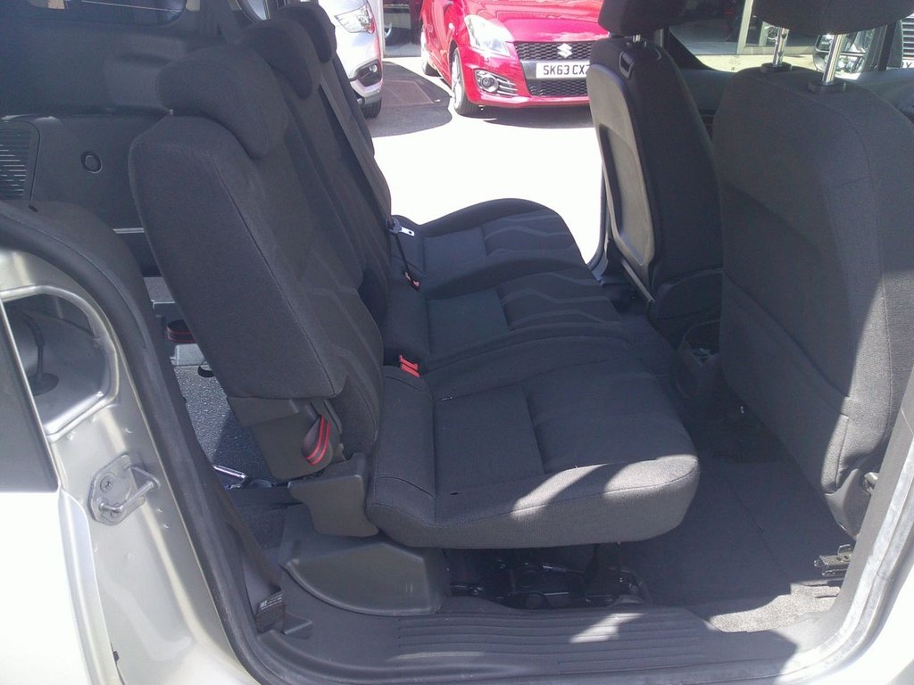 Used Ford Grand Tourneo Connect 2018 for sale - 76647201: Photo 11