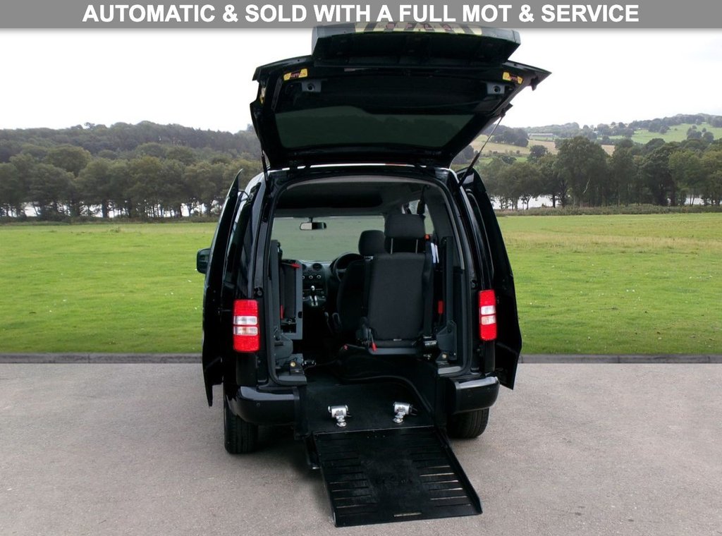 Used Volkswagen Caddy Life 2015 for sale - 78002577: Photo 2