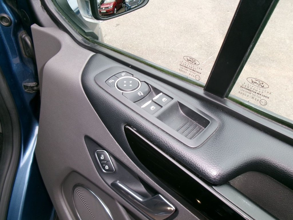 Used Ford Tourneo Custom 2019 for sale - 78082568: Photo 13