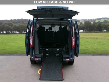 Used Ford Tourneo Custom 2019 for sale - 78082568: Photo