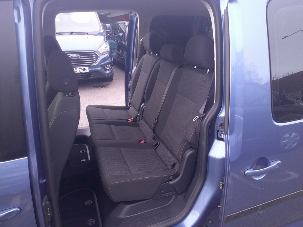 Used Volkswagen Caddy Maxi Life 2018 for sale - 76647229: Photo 10