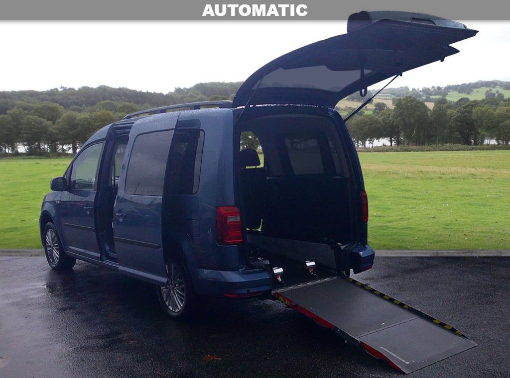 Used Volkswagen Caddy Maxi Life 2018 for sale - 76647229: Photo 2