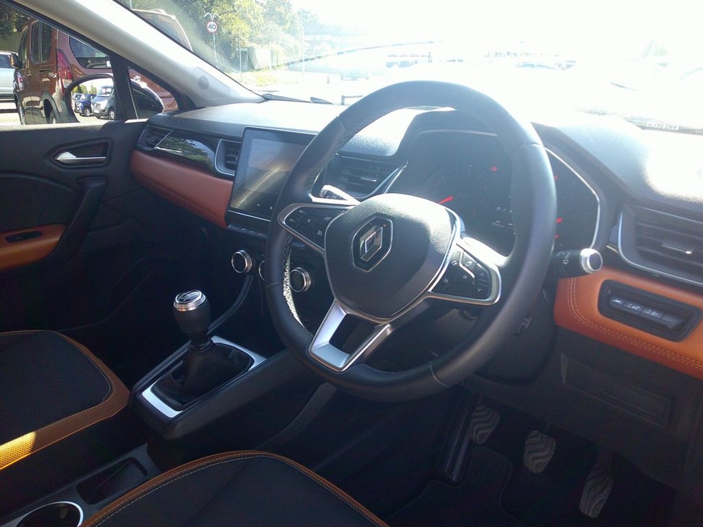 Used Renault Captur 2020 for sale - 76647196: Photo 6