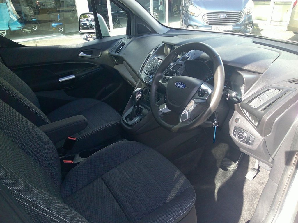 Used Ford Tourneo Connect 2018 for sale - 76647199: Photo 11
