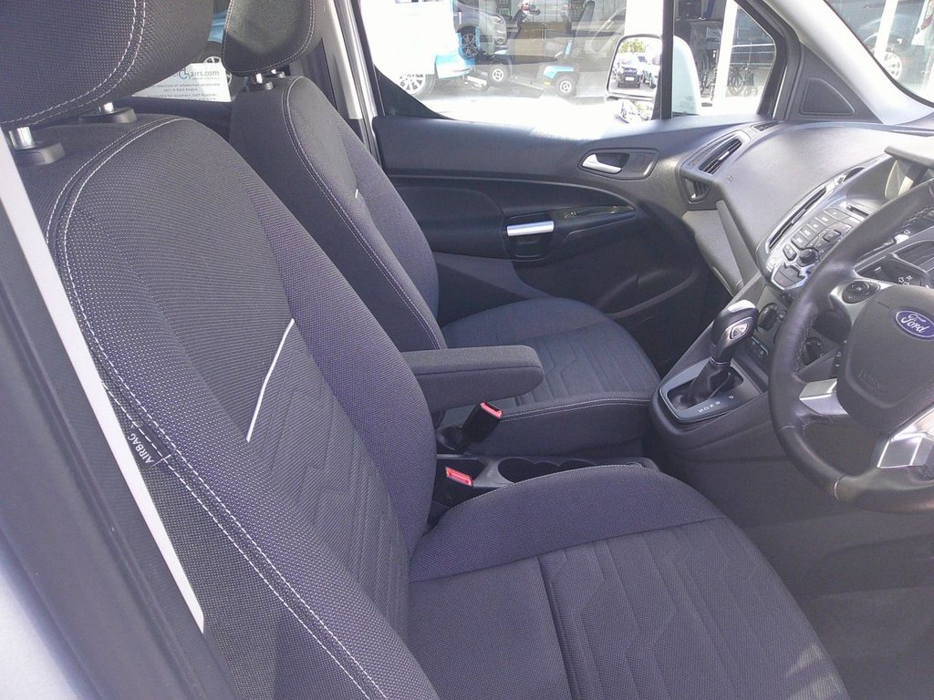 Used Ford Tourneo Connect 2018 for sale - 76647199: Photo 12