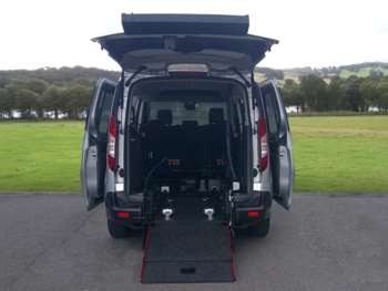 Used Ford Grand Tourneo Connect 2019 for sale - 74997870: Photo