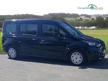 Used Ford Grand Tourneo Connect 2019 for sale - 76647233: Photo