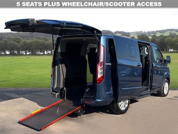 Used Ford Tourneo Custom 2018 for sale - 77952303: Photo