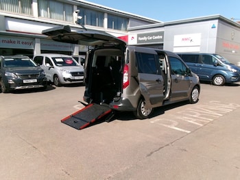 Used Ford Tourneo Connect 2017 for sale - 78350220: Photo