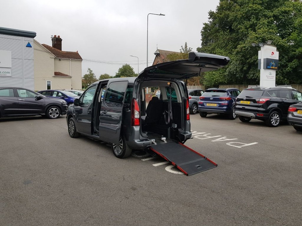 Used Peugeot Partner Tepee 2016 for sale - 77464250: Photo 18