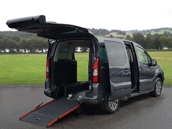 Used Peugeot Partner Tepee 2016 for sale - 77464250: Photo