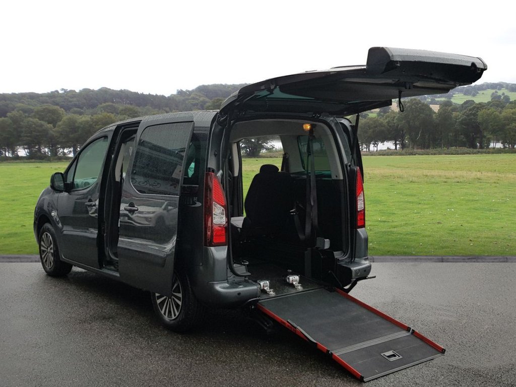 Used Peugeot Partner Tepee 2016 for sale - 77464250: Photo 2