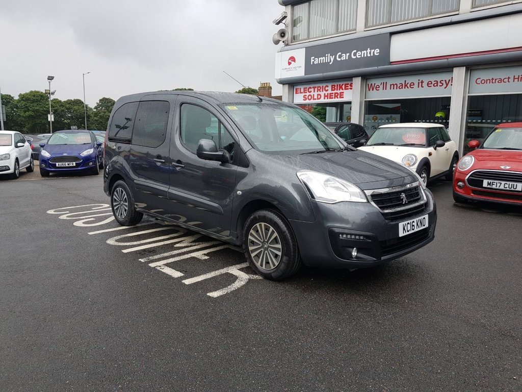 Used Peugeot Partner Tepee 2016 for sale - 77464250: Photo 42