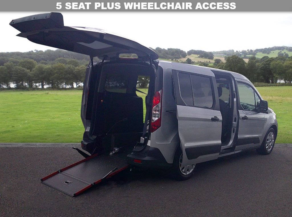 Used Ford Grand Tourneo Connect 2018 for sale - 76647189: Photo 1