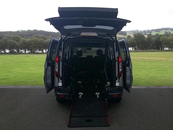 Used Ford Grand Tourneo Connect 2018 for sale - 76647189: Photo