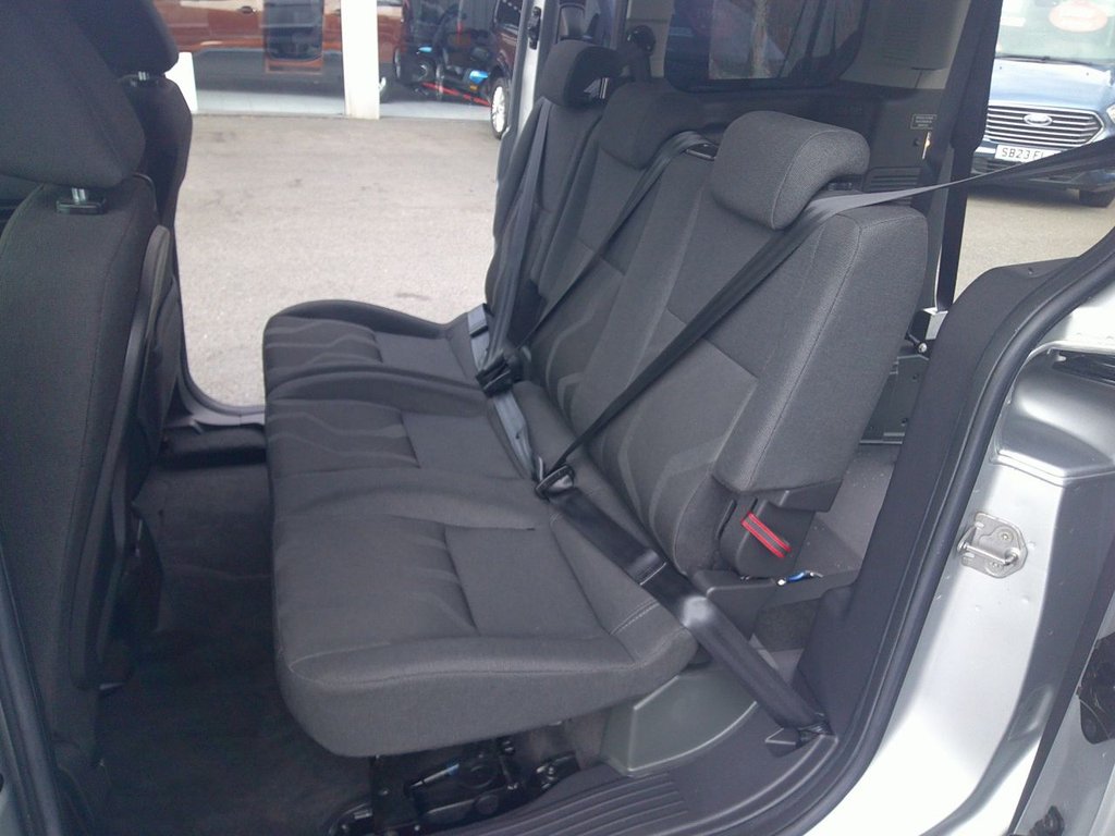 Used Ford Grand Tourneo Connect 2018 for sale - 76647189: Photo 9