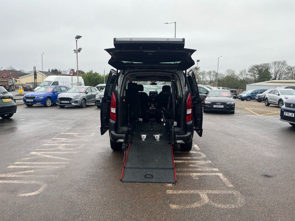 Used Peugeot Rifter 2020 for sale - 77499302: Photo 2