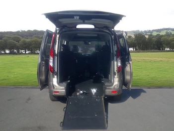 Used Ford Grand Tourneo Connect 2020 for sale - 75596769: Photo