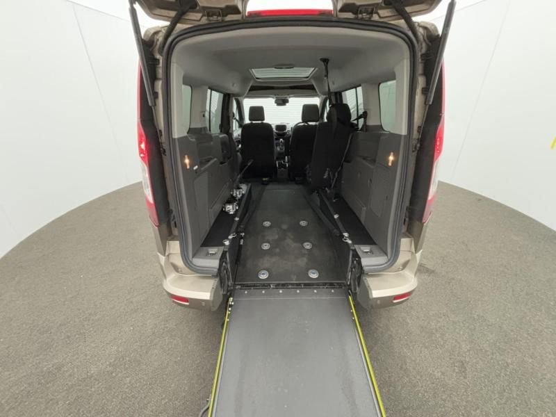 Used Ford Grand Tourneo Connect 2020 for sale - 76901105: Photo 5