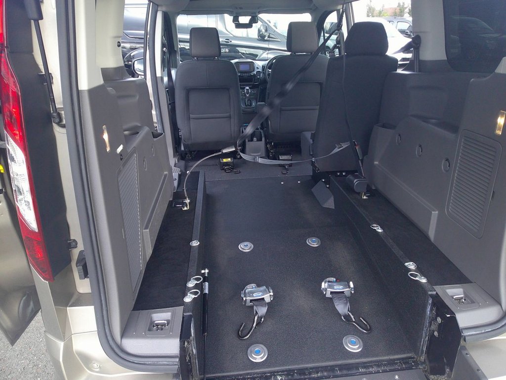 Used Ford Grand Tourneo Connect 2020 for sale - 76901105: Photo 8