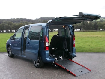 Used Peugeot Partner Tepee 2019 for sale - 79493623: Photo