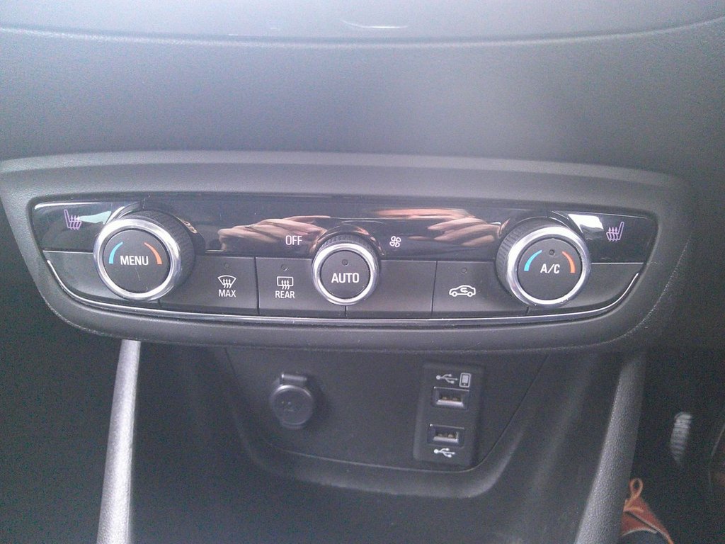 Used Vauxhall Crossland 2022 for sale - 76647219: Photo 17