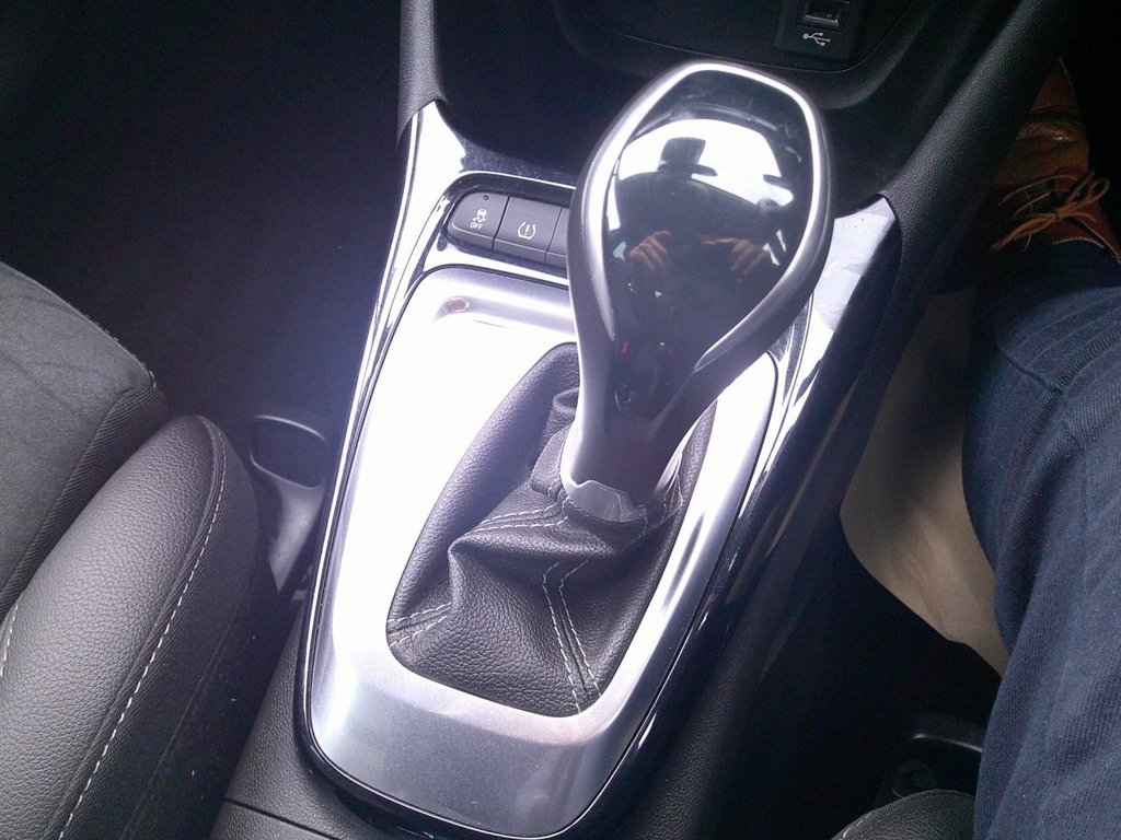 Used Vauxhall Crossland 2022 for sale - 76647219: Photo 18