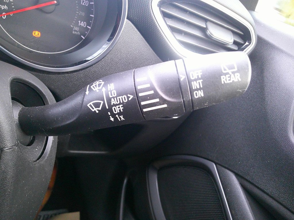 Used Vauxhall Crossland 2022 for sale - 76647219: Photo 29