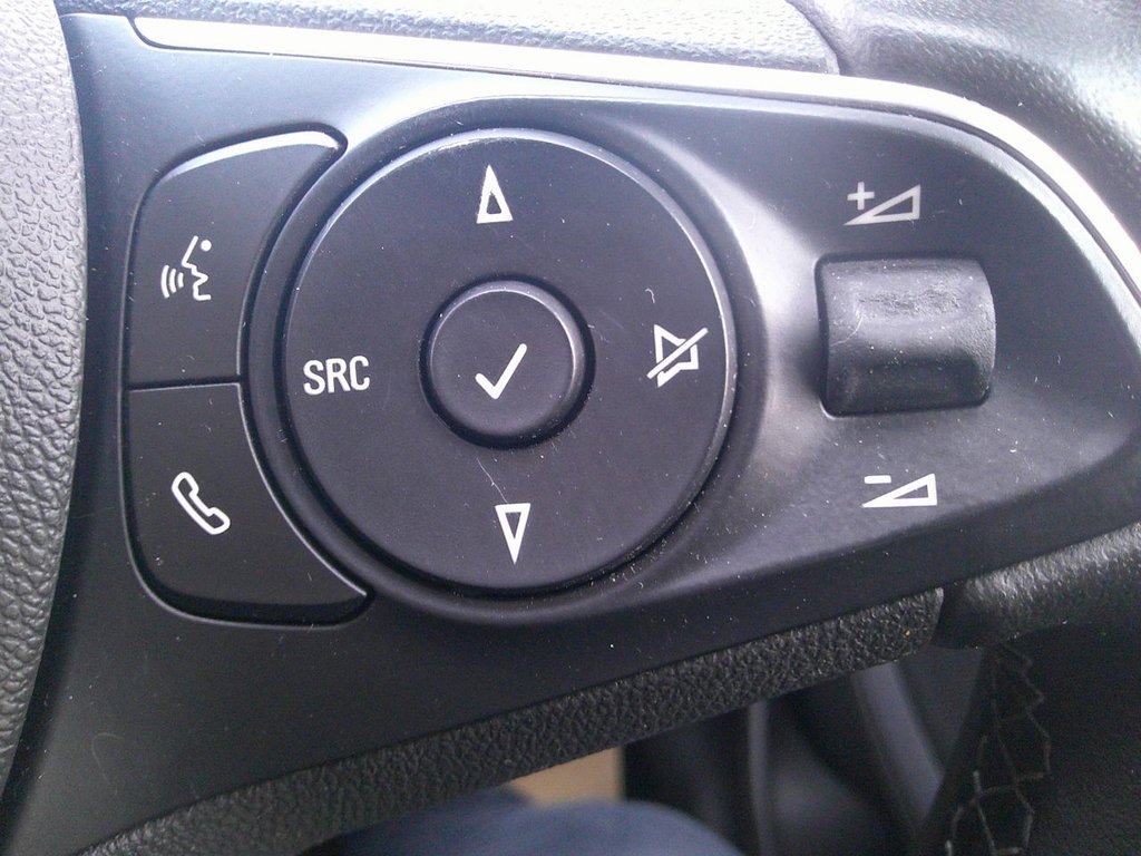 Used Vauxhall Crossland 2022 for sale - 76647219: Photo 31