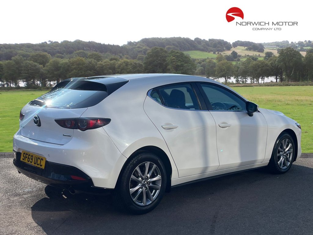 Used Mazda Mazda3 2019 for sale - 77765585: Photo 2
