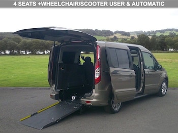 Used Ford Grand Tourneo Connect 2020 for sale - 78828693: Photo