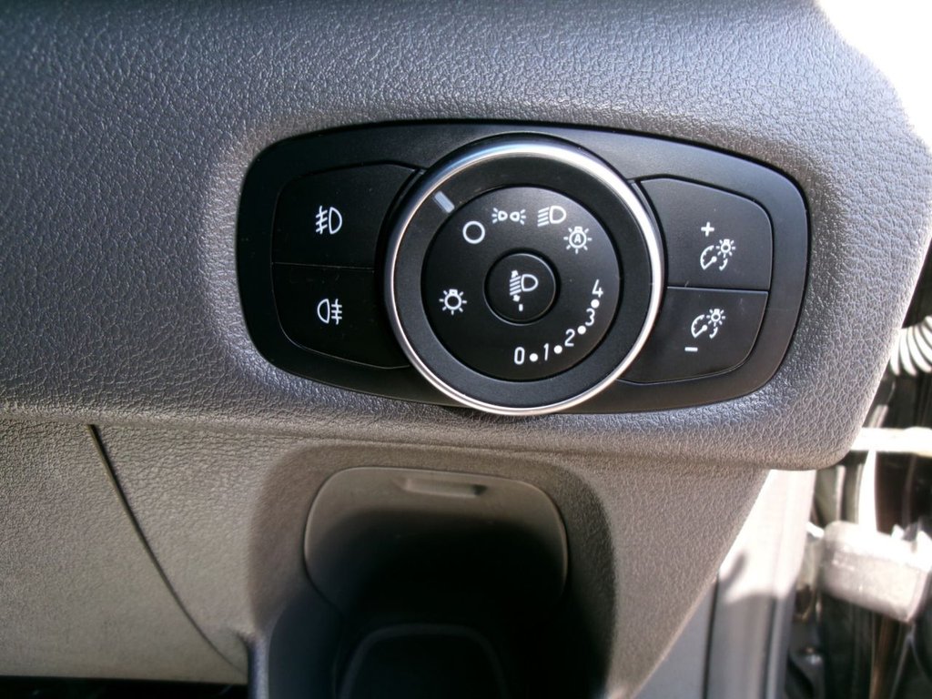 Used Ford Tourneo Custom 2018 for sale - 78153578: Photo 14