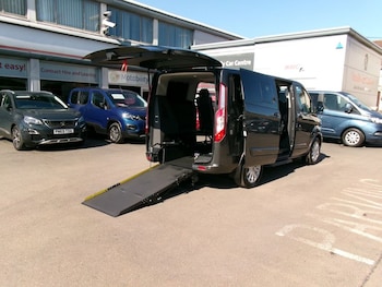 Used Ford Tourneo Custom 2018 for sale - 78153578: Photo