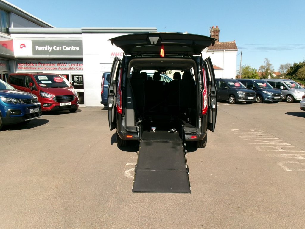 Used Ford Tourneo Custom 2018 for sale - 78153578: Photo 2