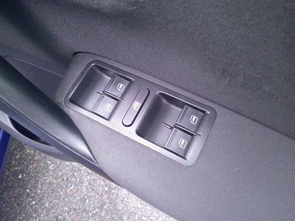 Used Volkswagen Polo 2014 for sale - 76934705: Photo 15