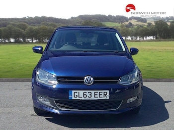 Used Volkswagen Polo 2014 for sale - 76934705: Photo
