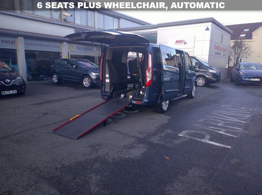 Used Ford Tourneo Custom 2019 for sale - 76647220: Photo 1