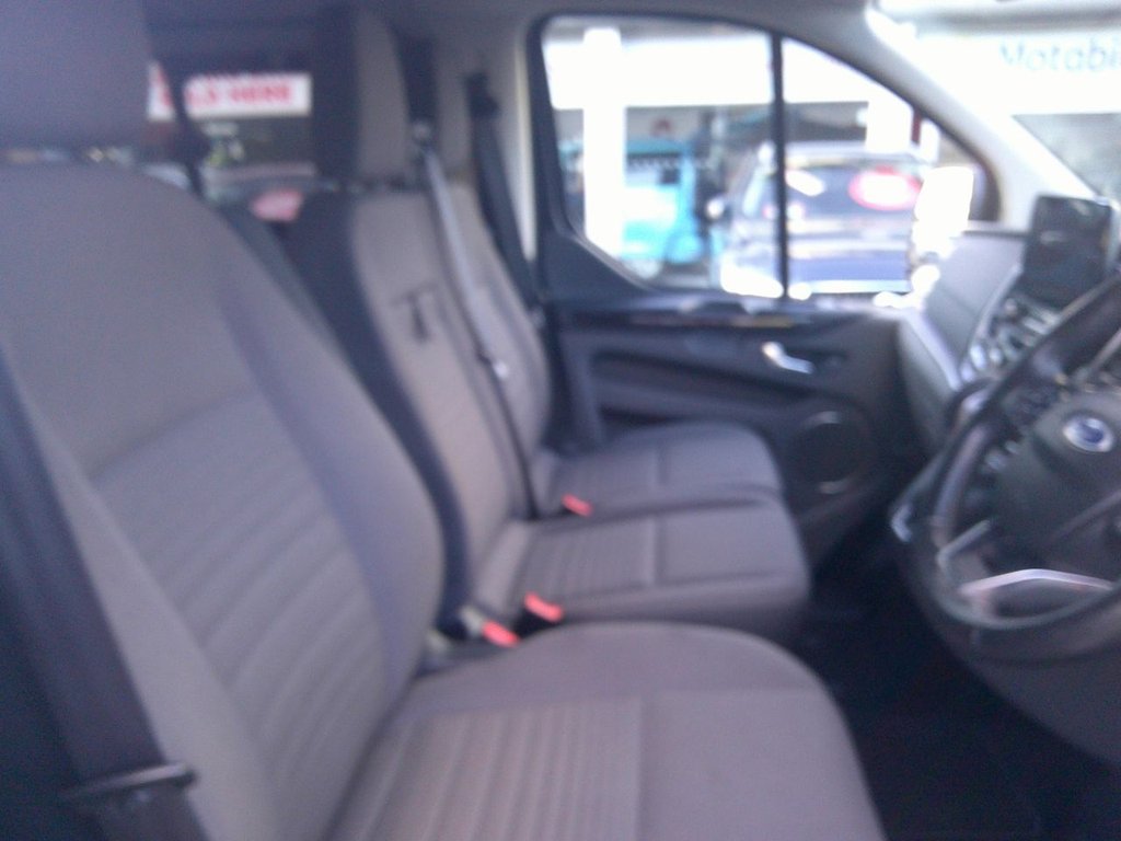 Used Ford Tourneo Custom 2019 for sale - 76647220: Photo 18