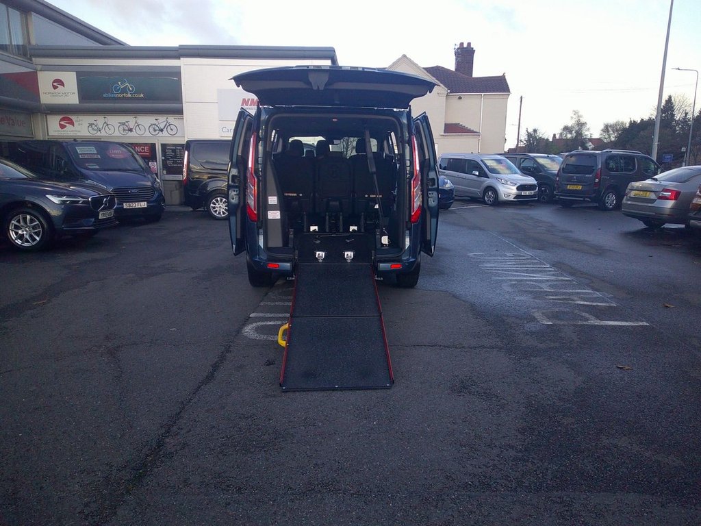 Used Ford Tourneo Custom 2019 for sale - 76647220: Photo 2