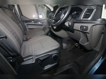 Used Ford Tourneo Custom 2019 for sale - 76647220: Photo
